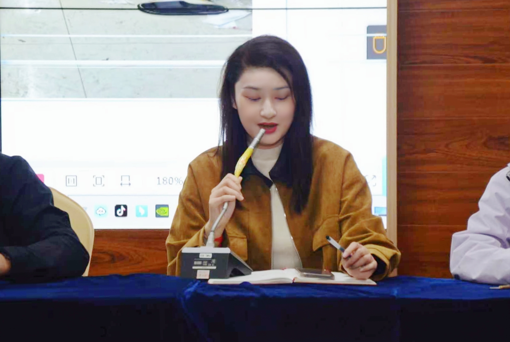 微信图片_20251015090609_280_10.jpg 微信图片_20251015090609_280_10.jpg