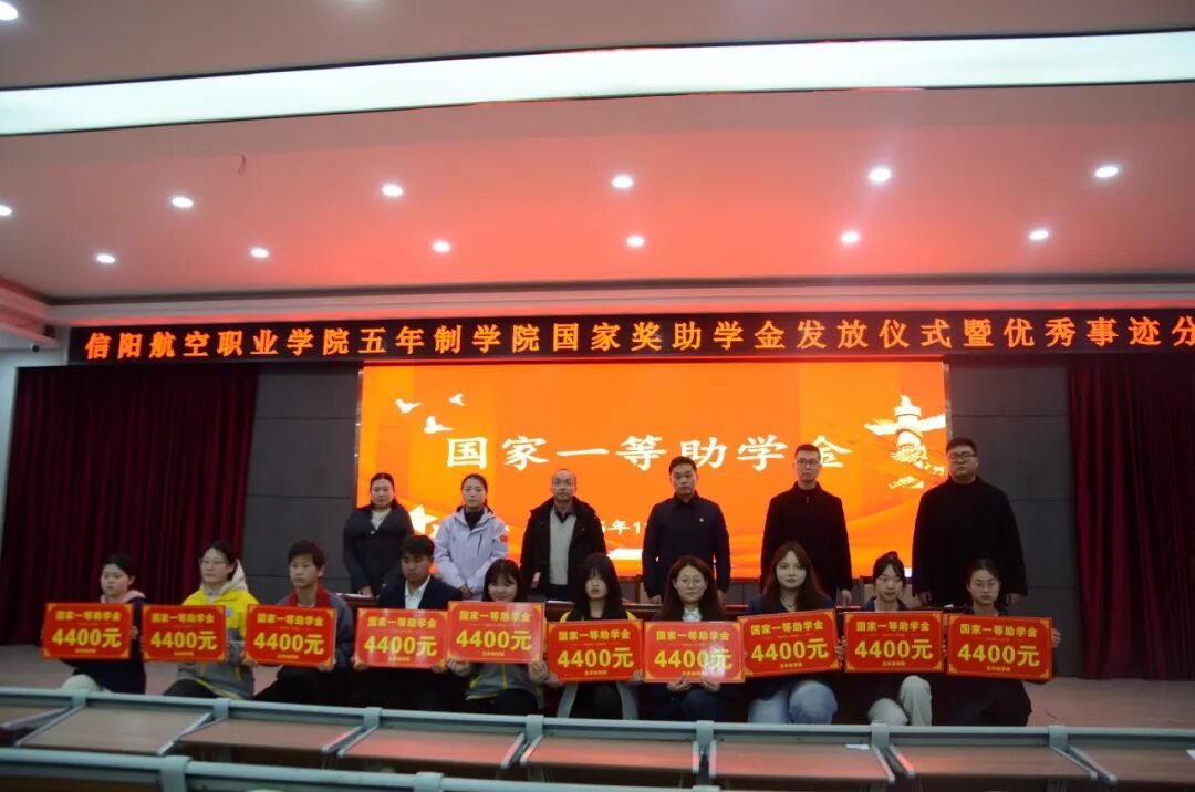 DSC_3919.JPG DSC_3919.JPG